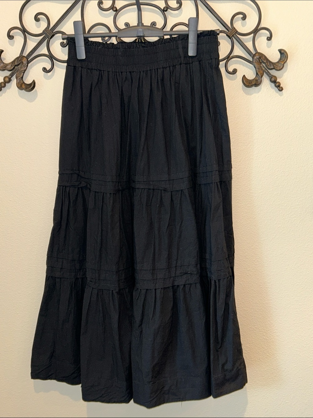 EESOME MAXI ELASTIC WAIST SKIRT A LINE BLACK SIZE SMALL